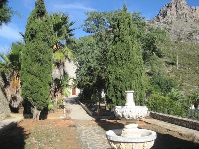 Property 2448 - Image 46